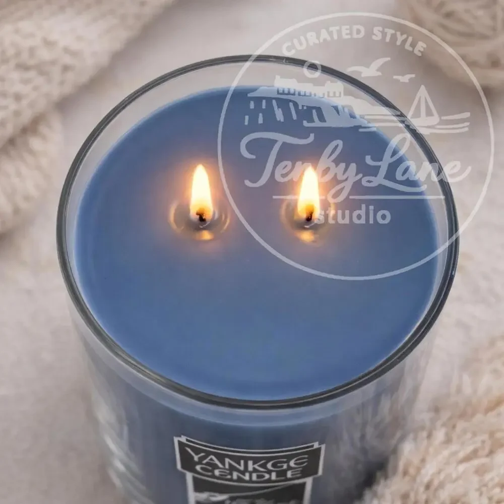 Yankee Candle Warm Luxe Cashmere 22oz Large Tumbler Dual Wick‎ Soft Cozy Scent